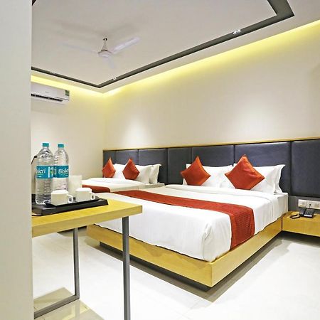 Hotel Apple Villa - Near Delhi Airport With Free Airport Transsfer Нью-Делі Екстер'єр фото