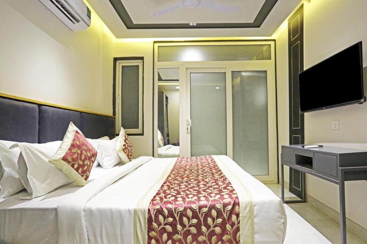 Hotel Apple Villa - Near Delhi Airport With Free Airport Transsfer Нью-Делі Екстер'єр фото