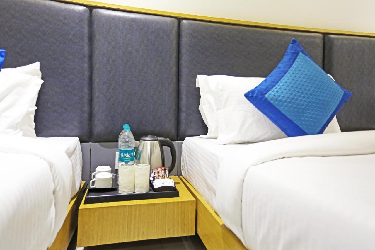 Hotel Apple Villa - Near Delhi Airport With Free Airport Transsfer Нью-Делі Екстер'єр фото
