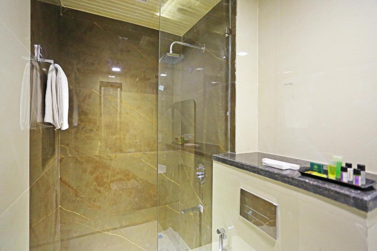 Hotel Apple Villa - Near Delhi Airport With Free Airport Transsfer Нью-Делі Екстер'єр фото