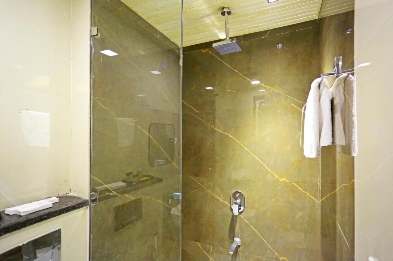 Hotel Apple Villa - Near Delhi Airport With Free Airport Transsfer Нью-Делі Екстер'єр фото