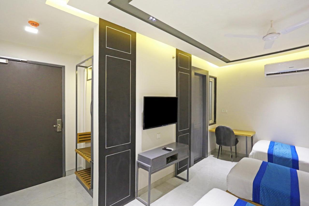 Hotel Apple Villa - Near Delhi Airport With Free Airport Transsfer Нью-Делі Екстер'єр фото